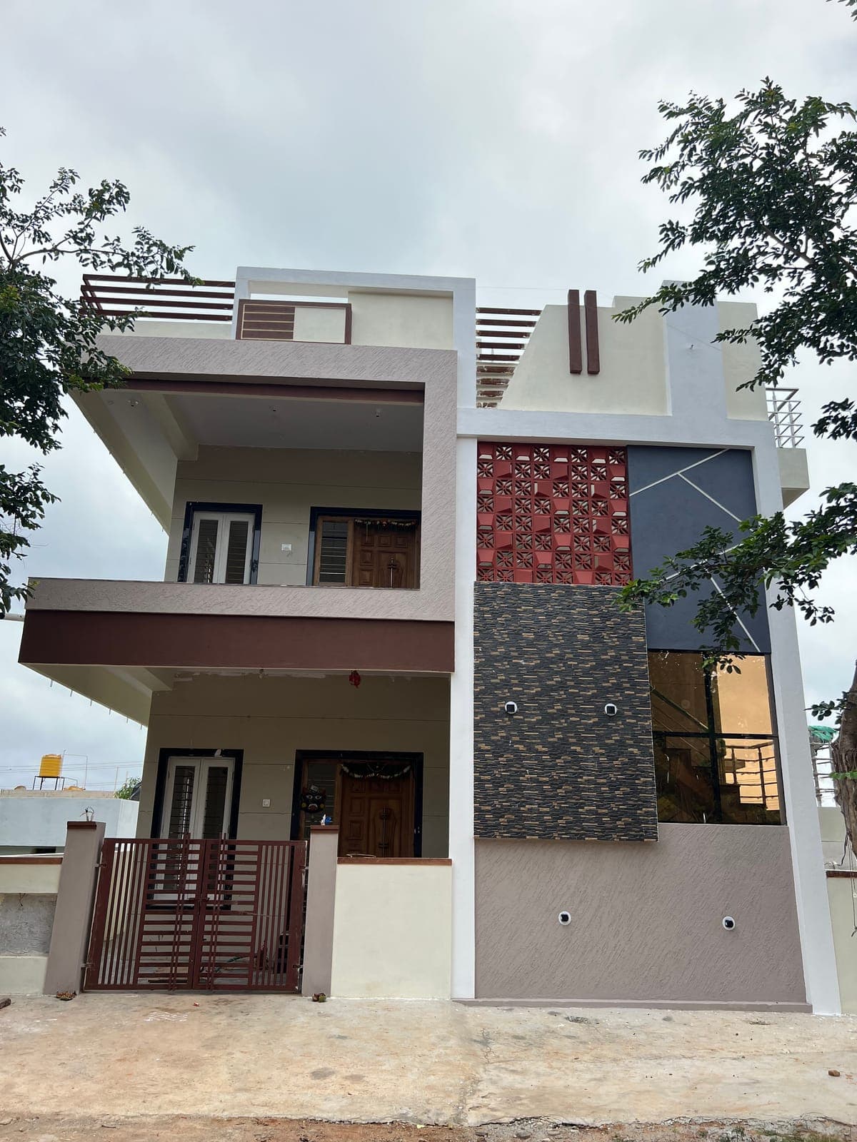 2bhk newly constructed house for rent